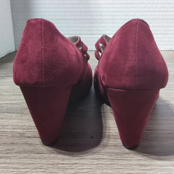 Jellypop Gita Stappy Wedge Flock Sandals Size 7M Maroon Round Toe Comfort - Picture 5 of 13